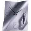 Horloge murale main